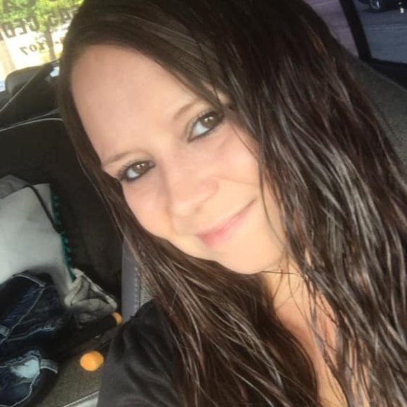 Meet your Posher, Lacey - Picture 1 of 1